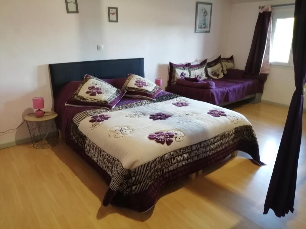 Les Tourterelles Bed & Breakfast Chabournay Exterior photo