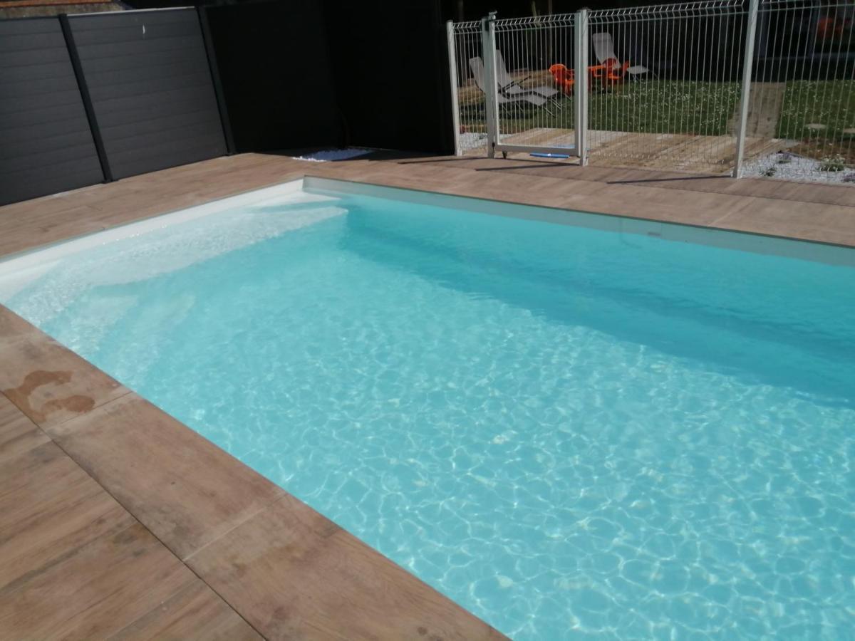 Les Tourterelles Bed & Breakfast Chabournay Exterior photo